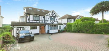 5 bedroom detached house to rent