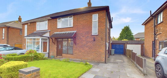 3 bed semi-detached house for sale