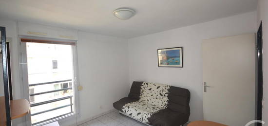 Location appartement 1 pièce 19 m²