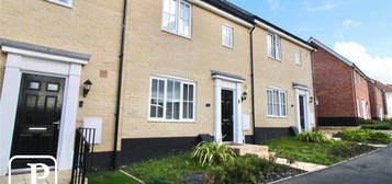 Terraced house for sale in Hornbeam Road, Saxmundham, Suffolk IP17