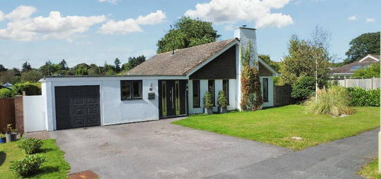 4 bedroom detached bungalow for sale