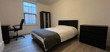 Room to rent in Belmont Drive, Liverpool L6