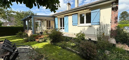 Maison de plain-pied  à vendre, 5 pièces, 3 chambres, 110 m²