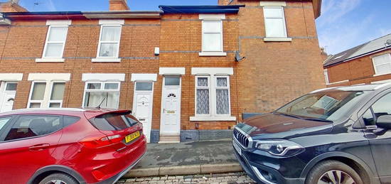 Semi-detached house to rent in Lloyd Street, Derby DE22