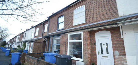 2 bedroom terraced house