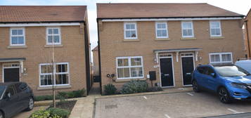 3 bed semi-detached house for sale