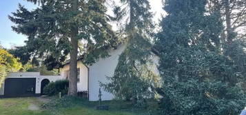 Wachtberg, freistehendes Einfamilienwohnhaus auf großzügigem Traumgrundstück mit Garage