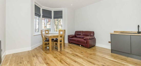 Flat for sale in Thrale Road, London SW16