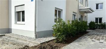 *** Provisionsfrei *** 2-Zimmer-Gartenwohnung mit herrlicher Süd-Terrasse in Traunstein ***