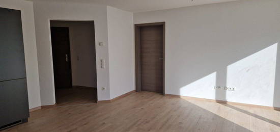 3 Zimmer DG Wohnung, nahe Stadtmitte in Trossingen