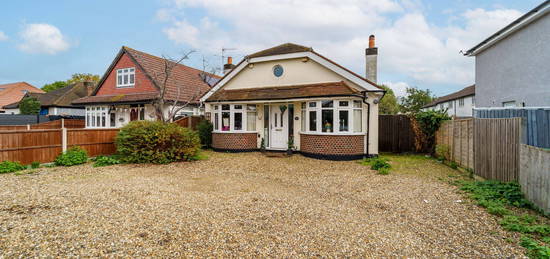 2 bed detached bungalow for sale