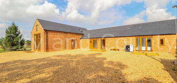 3 bed barn conversion to rent