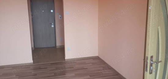 Vand apartament cu 2 camere, in Deva, jud. HD, aleea Jiului