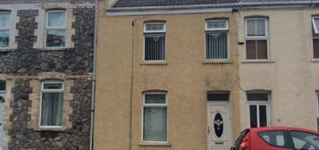 2 bedroom terraced house