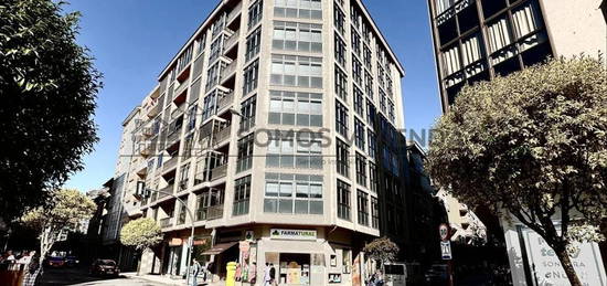 Piso en venta en Samuel Eiján, Centro