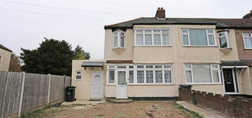 Semi-detached house to rent in Ranham Road, Rainham RM13