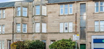 3 bed flat for sale