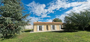 MAISON plain pied 3 chambres 98m2 + Garage sur 1400m2 de terrain