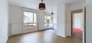 Très beau 2 pièces de 43 m² - Immeuble récent - Rue Pajol 75018 Paris