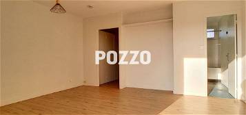 Location - Appartement 1 pièce(s) - 32 m² - Granville