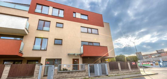 Prodej bytu 2+kk v osobním vlastnictví 53 m², Praha 8 - Dolní Chabry