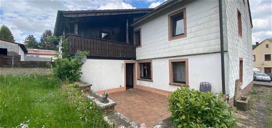 Neuheilenbach: Einfamilienhaus auf großem Grundstück und Garage! 360° Begehung
