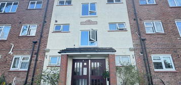 2 bed flat to rent