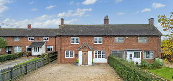 4 bed semi-detached house for sale