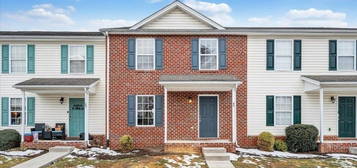 125 Salem Ln, Christiansburg, VA 24073