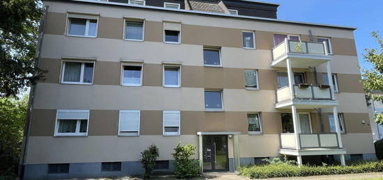 Vermietete 2 Zi. ETW mit großem Balkon und Garage in Lehrte City