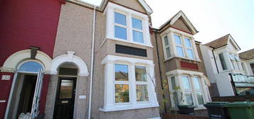 4 bedroom terraced house to rent