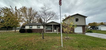 1089 E Garfield Ave, Martinsville, IN 46151