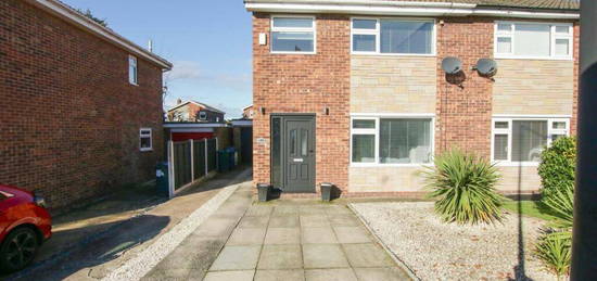 3 bedroom semi-detached house for sale