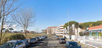 Torre spaccata- singola con balcone