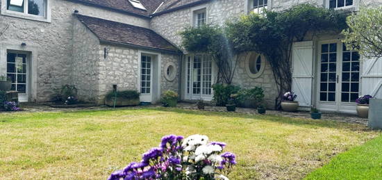 Maison  à vendre, 8 pièces, 5 chambres, 180 m²