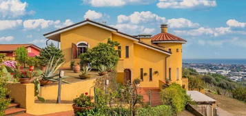 Villa in vendita a Romagnano