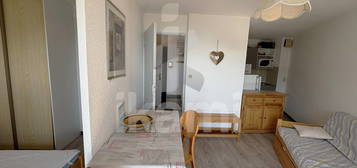 EN EXCLUSIVITE, CENTRE STATION, APPARTEMENT PROCHE COMMERCES