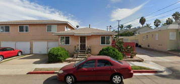 2035-2039 Ebers St, San Diego, CA 92107