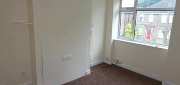 2 bed maisonette to rent