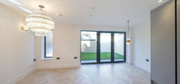 1 bed detached house to rent