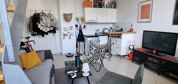 Appartement  à louer, 2 pièces, 1 chambre, 43 m²