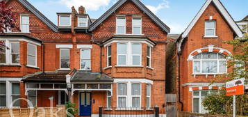 Flat for sale in Stanthorpe Road, London SW16