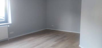 Schöne, ruhige und renovierte Wohnung/ Appartement im EG mit 42qm