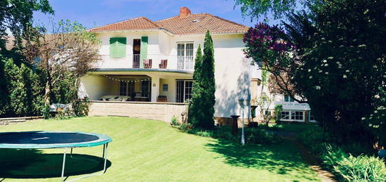 TOP sauberes ZIMMER in luxoriösem Haus in FT günstig