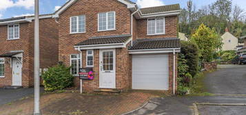 4 bed detached house for sale