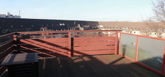 Schönes Appartement mit großer Dachterrasse in Duisburg Duissern