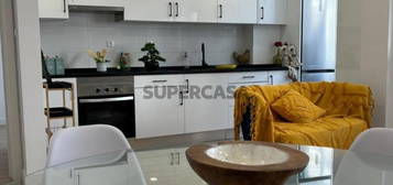 Apartamento T3 - Totalmente Remodelado - Póvoa de St. Adrião