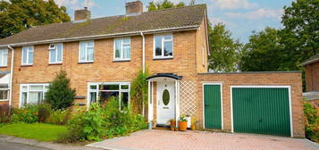 3 bed semi-detached house for sale