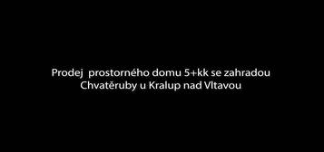 Prodej velkého rodinného domu 5+kk s velkou rovinatou zahradou, prostornou půdou, sklepem a garáží