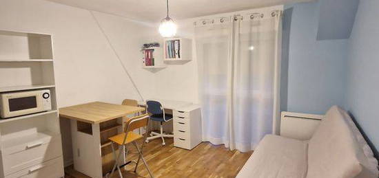 Studio meublé 21m2 quartier Rond point de Paris